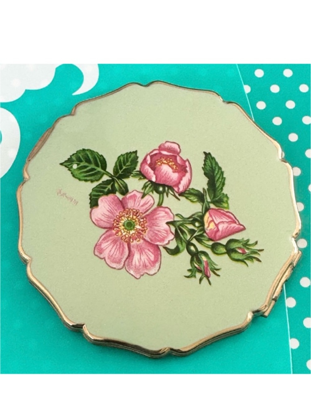 Vintage Stratton Mirror Powder Compact